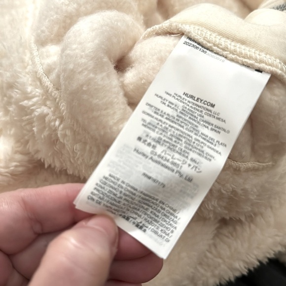 NWT Hurley Sherpa Jacket Micah Full Zip with pockets cream size Large Rtl 85 - Picture 8 of 13